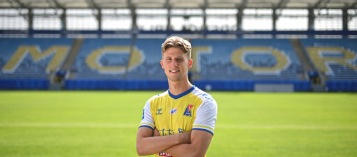 Kacper Karasek piłkarzem Motoru Lublin! Pomocnik podpisał kontrakt do 2026 roku