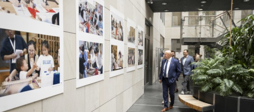 Wystawa z Osaki w holu urzędu marszałkowskiego. Lublin prezentuje swój dorobek z Expo 2025