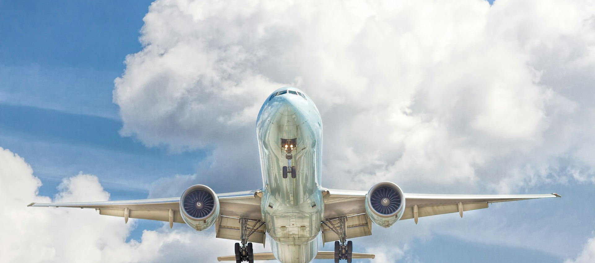 Rekordowy ruch na lotnisku w Lublinie - 60 tysięcy pasażerów w lipcu