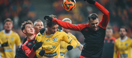 Motor dotrzymał kroku Jagiellonii tylko do przerwy. Lider rozstrzygnął mecz w 15 minut