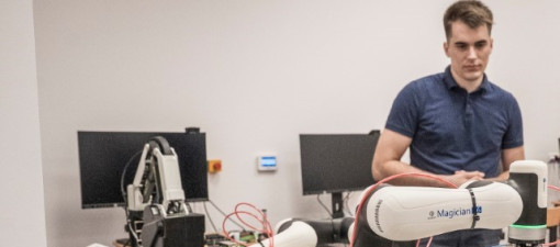 Roboty, sztuczna inteligencja i przyszłość pracy. Lublin zaprasza na konferencję o robotyce