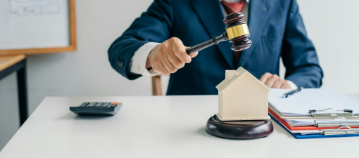 Przetarg AMW w Lublinie 29 kwietnia. Do kupienia Honker, Ursus i sprzęt warsztatowy