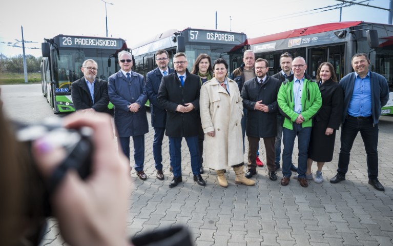 Nowe przegubowe hybrydy już wożą pasażerów 2 fot. Miasto Lublin